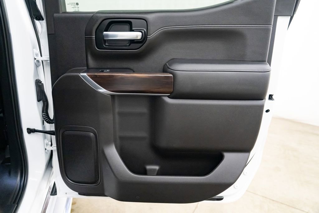 Used 2020 GMC Sierra 1500 SLT w/ SLT Premium Plus Package image 32