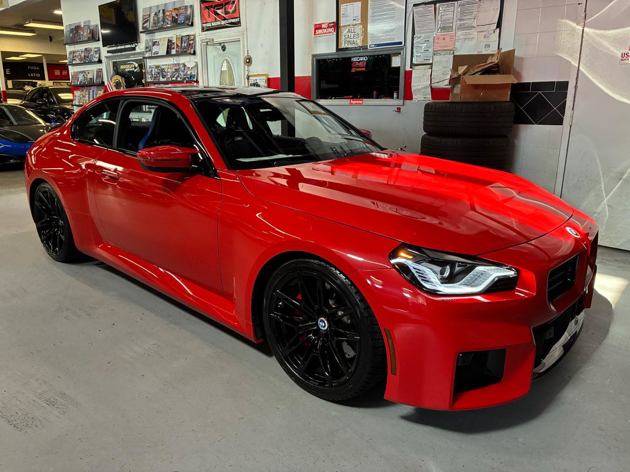 Used 2023 BMW M2 w/ Carbon Package RWD image 4