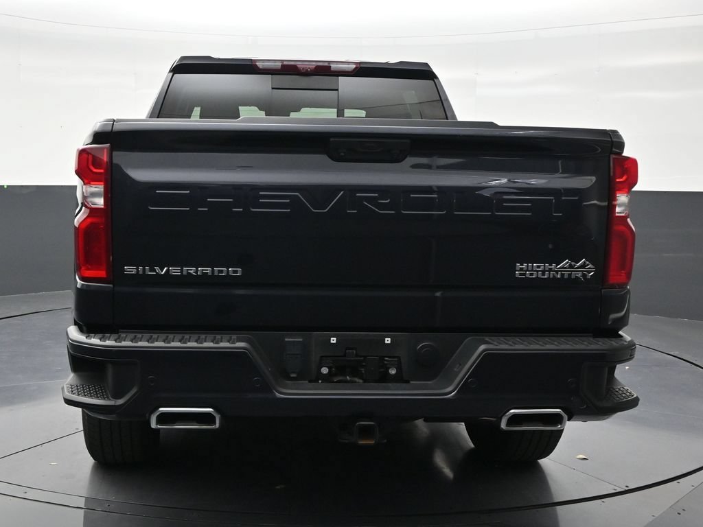 Used 2023 Chevrolet Silverado 1500 High Country w/ Technology Package RWD image 4