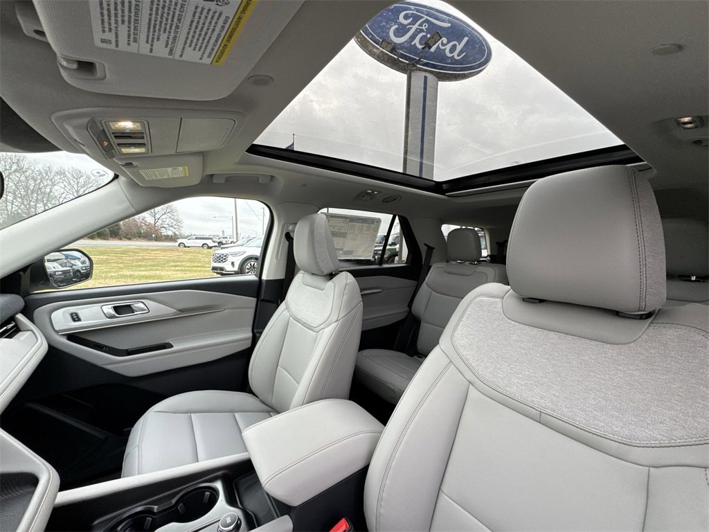 New 2026 Ford Explorer Active w/ Active Comfort Package image 22