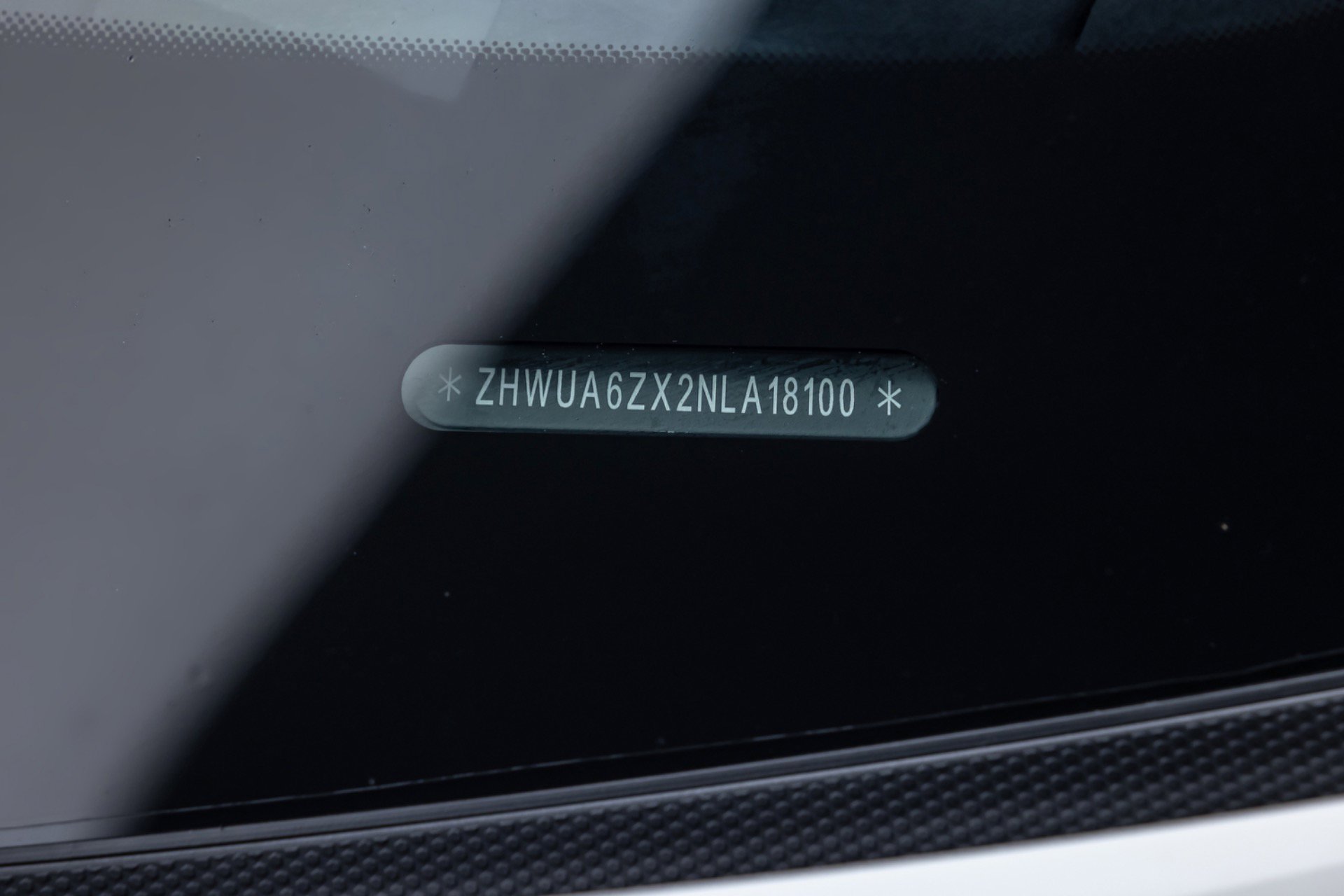 Used 2022 Lamborghini Huracan STO image 25