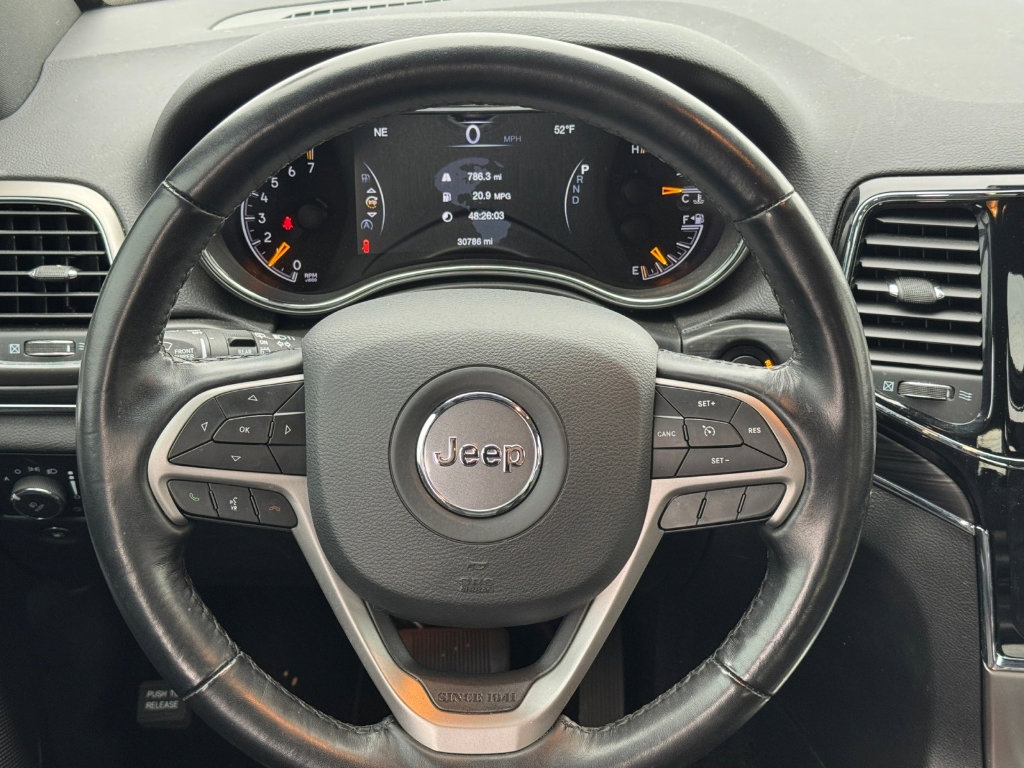 Used 2020 Jeep Grand Cherokee Limited w/ Luxury Group II image 15