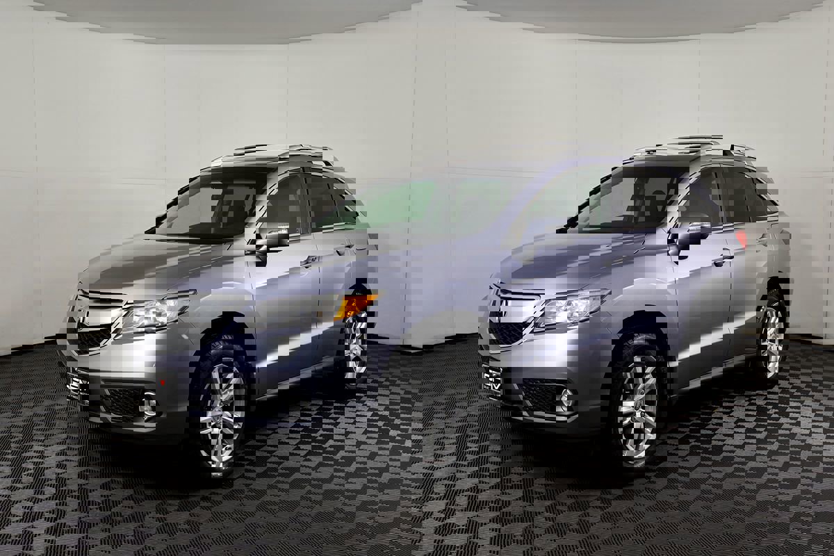 Used 2015 Acura RDX AWD w/ Technology Package image 2