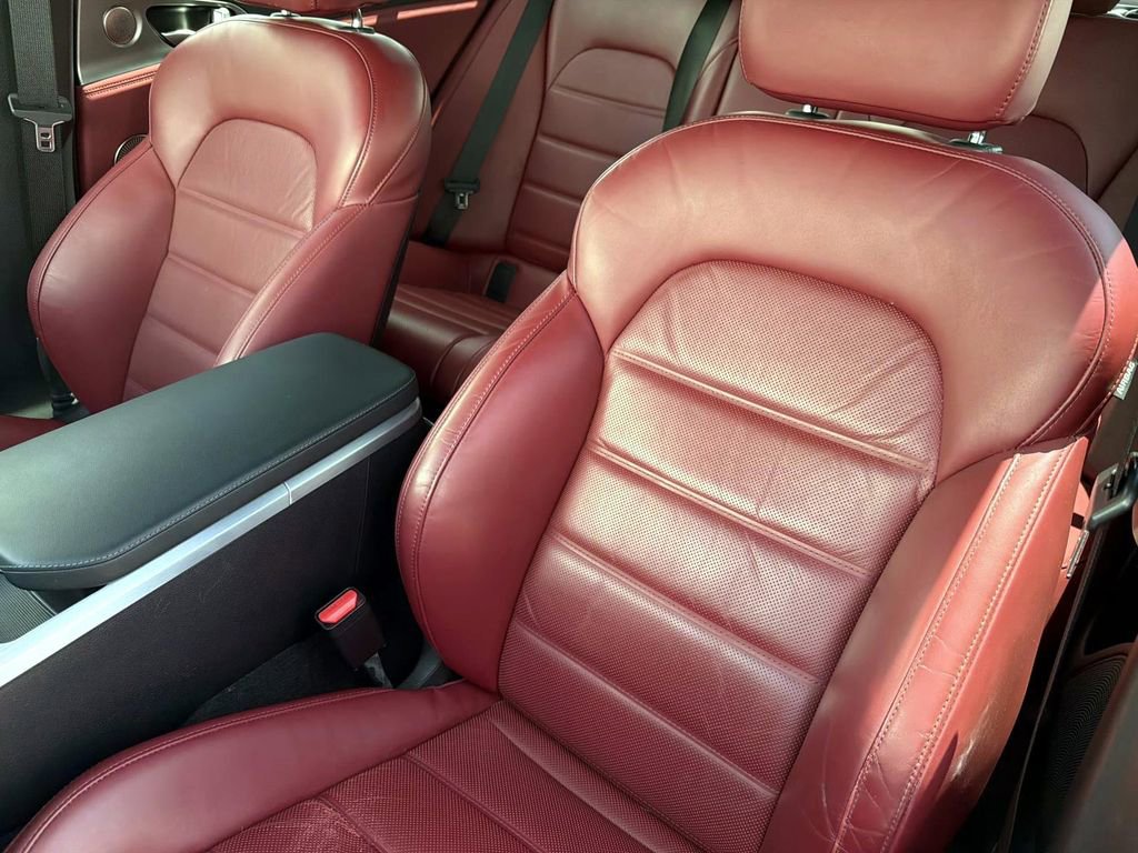Used 2018 Kia Stinger GT2 image 19