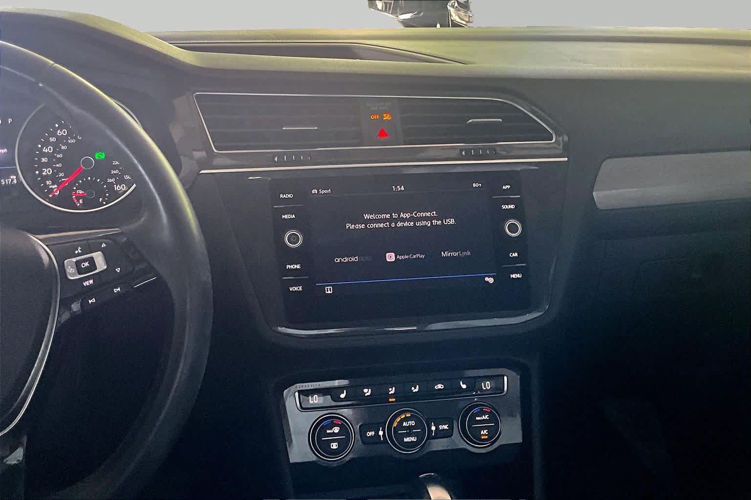 Used 2019 Volkswagen Tiguan SE AWD/4WD image 6