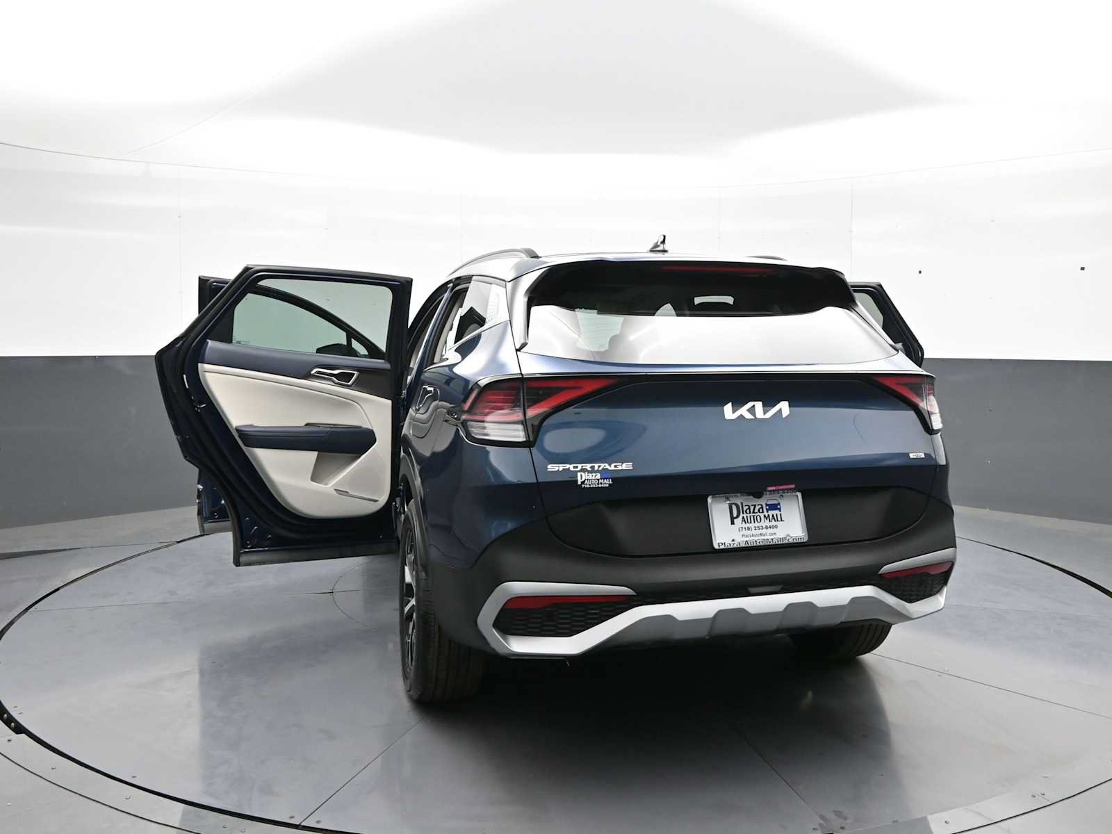 Used 2025 Kia Sportage EX w/ EX Premium Package AWD/4WD image 48