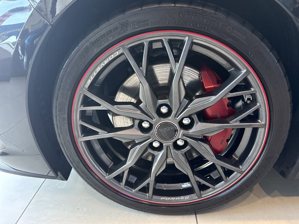 Used 2023 Chevrolet Corvette Stingray Premium Conv w/ Z51 Performance Package image 12