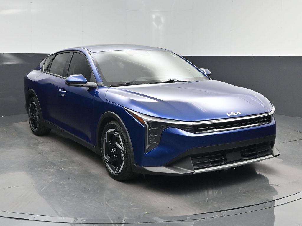 Certified 2025 Kia K4 EX FWD image 8