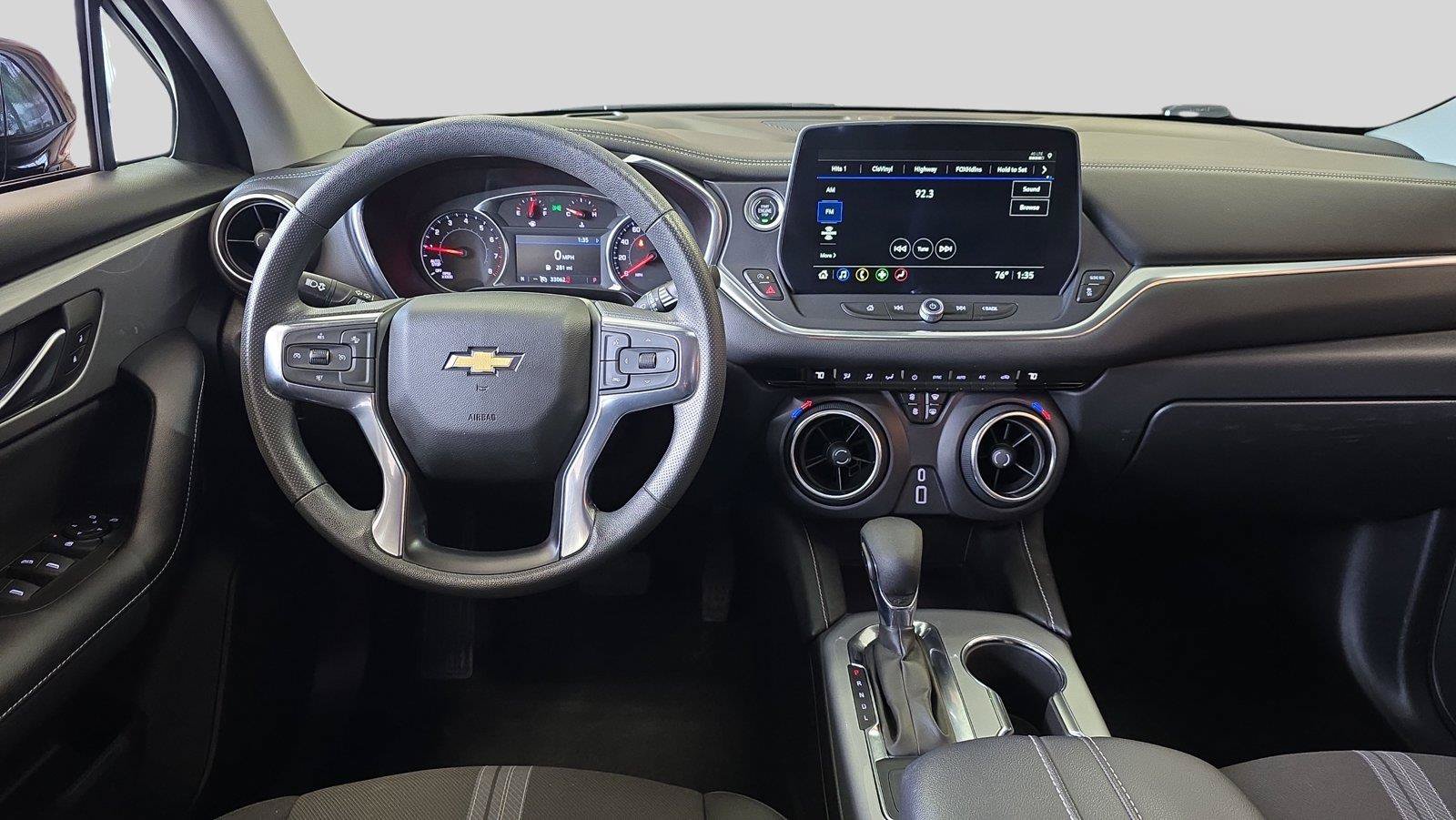 Used 2023 Chevrolet Blazer LT FWD image 9