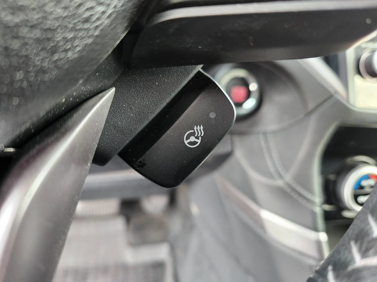 Used 2022 Subaru Forester Limited w/ Popular Package #2 image 28