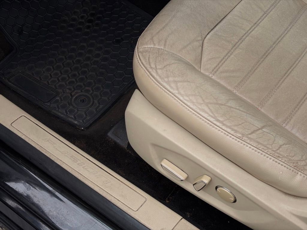 Used 2013 Ford Fusion SE image 11