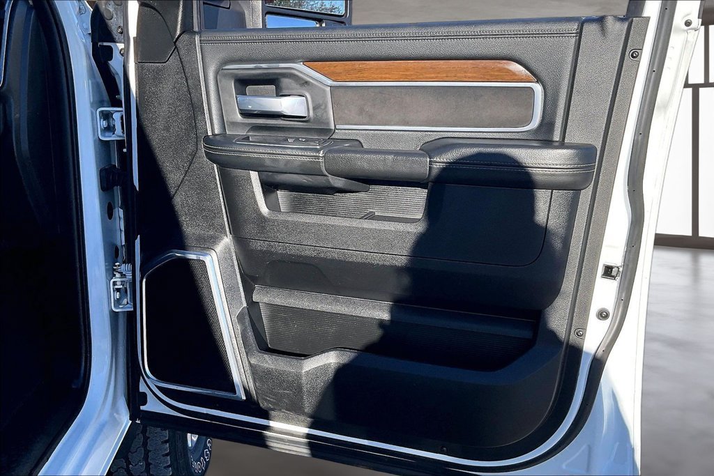 Used 2024 RAM 2500 Laramie w/ Safety Group AWD/4WD image 28