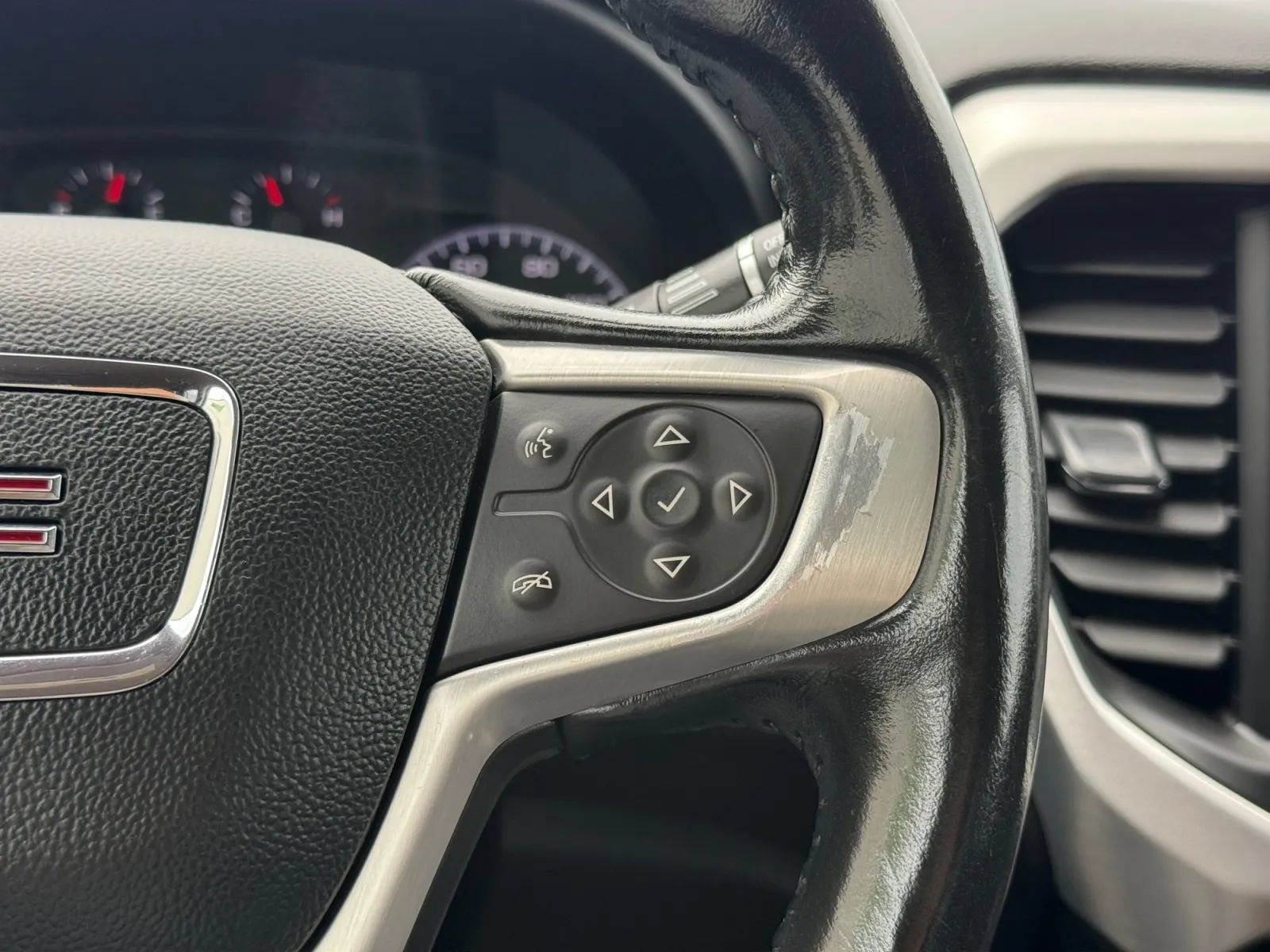 Used 2019 GMC Acadia SLE w/ Driver Alert Package I AWD/4WD image 25