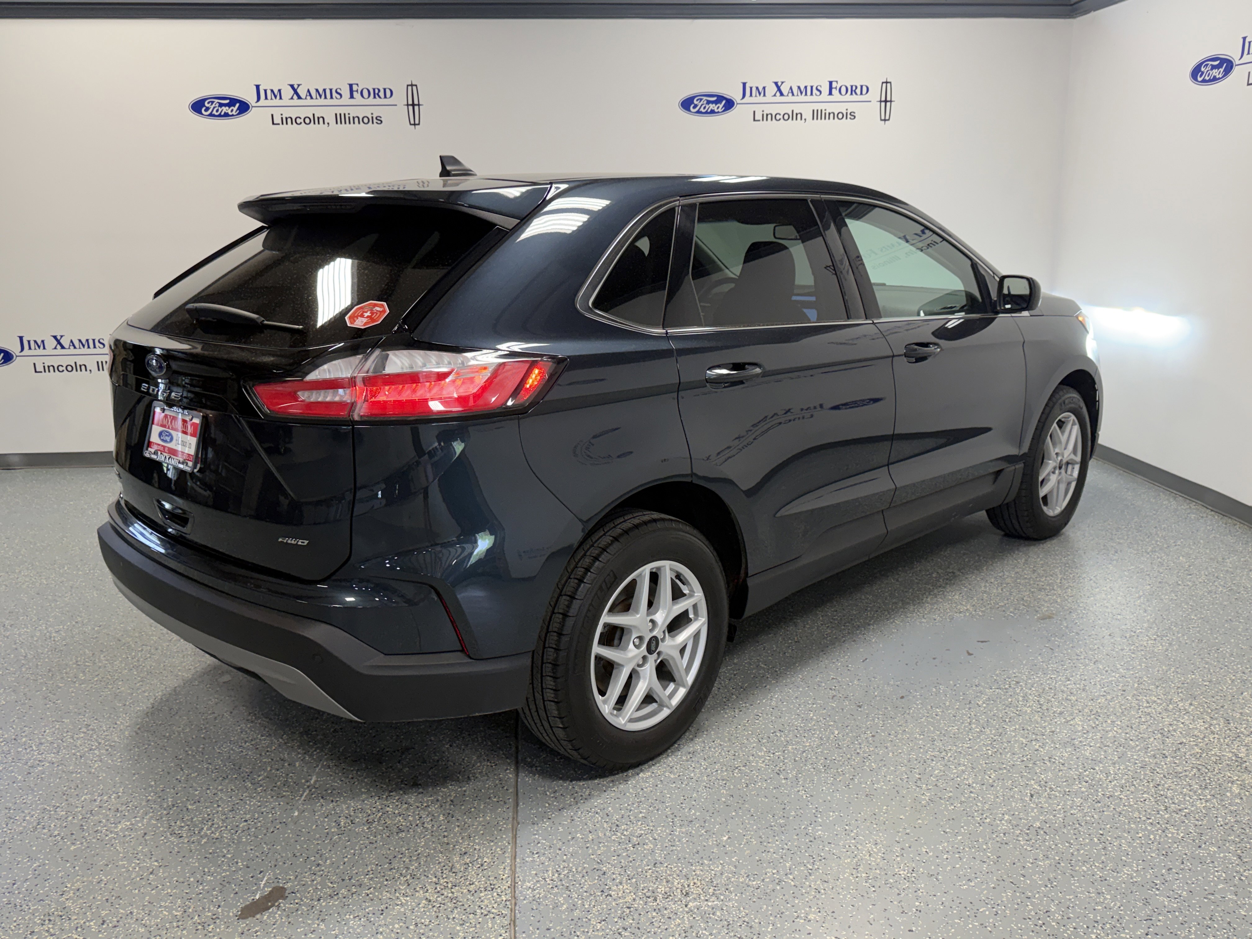 Used 2023 Ford Edge SEL w/ Convenience Package AWD/4WD image 32