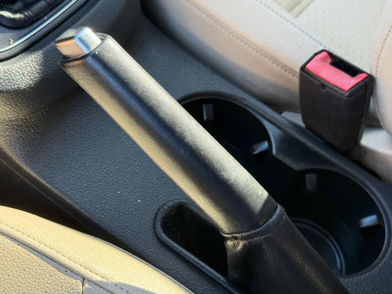 Used 2017 Volkswagen Jetta SE image 32