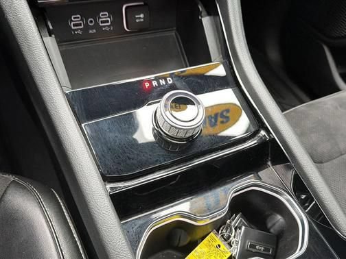 Used 2023 Jeep Grand Cherokee Altitude AWD/4WD image 15