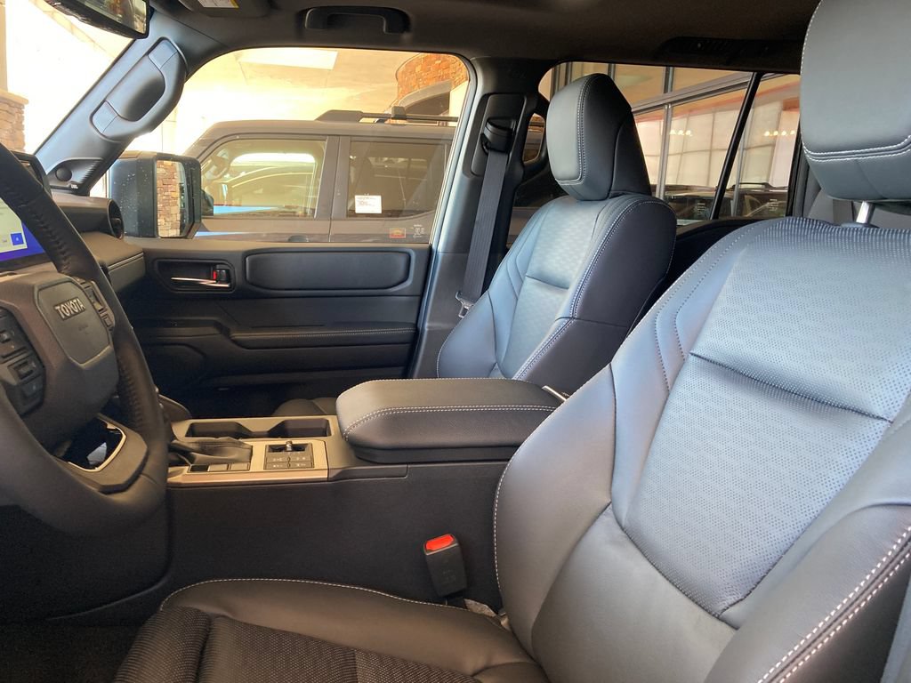 New 2026 Toyota Land Cruiser w/ Premium Package AWD/4WD image 10