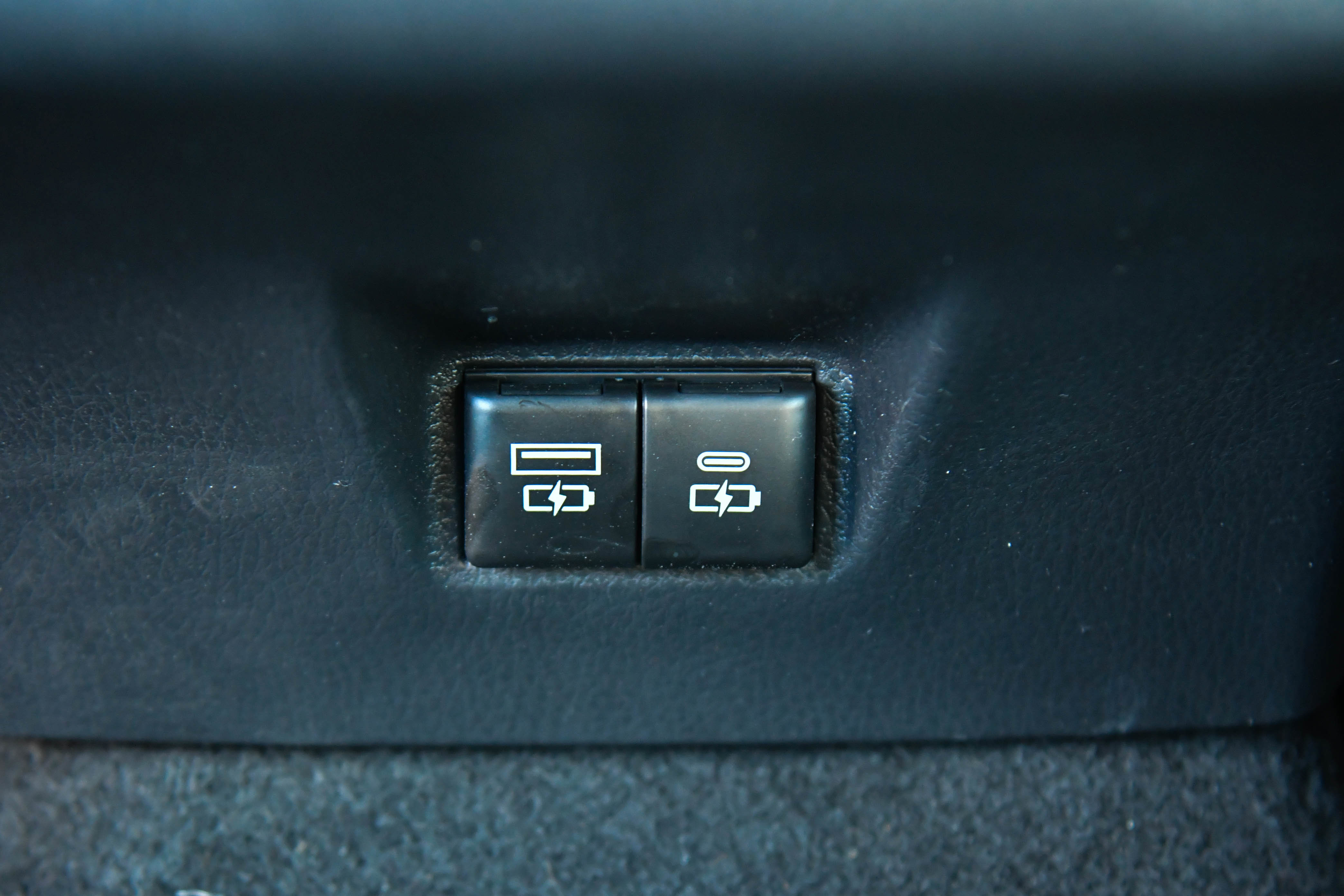 Used 2025 Toyota Camry LE image 38