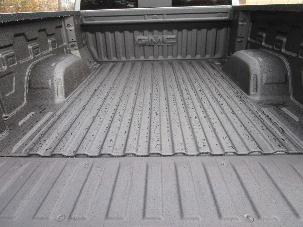 New 2026 GMC Sierra 1500 SLT w/ SLT Premium Plus Package image 14