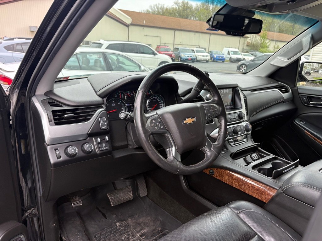 Used 2017 Chevrolet Tahoe Premier AWD/4WD image 16