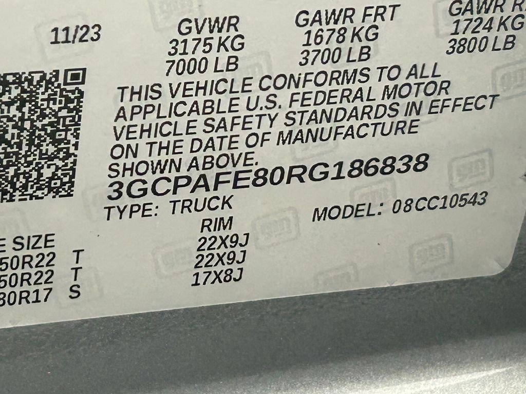 Used 2024 Chevrolet Silverado 1500 High Country w/ Technology Package image 22