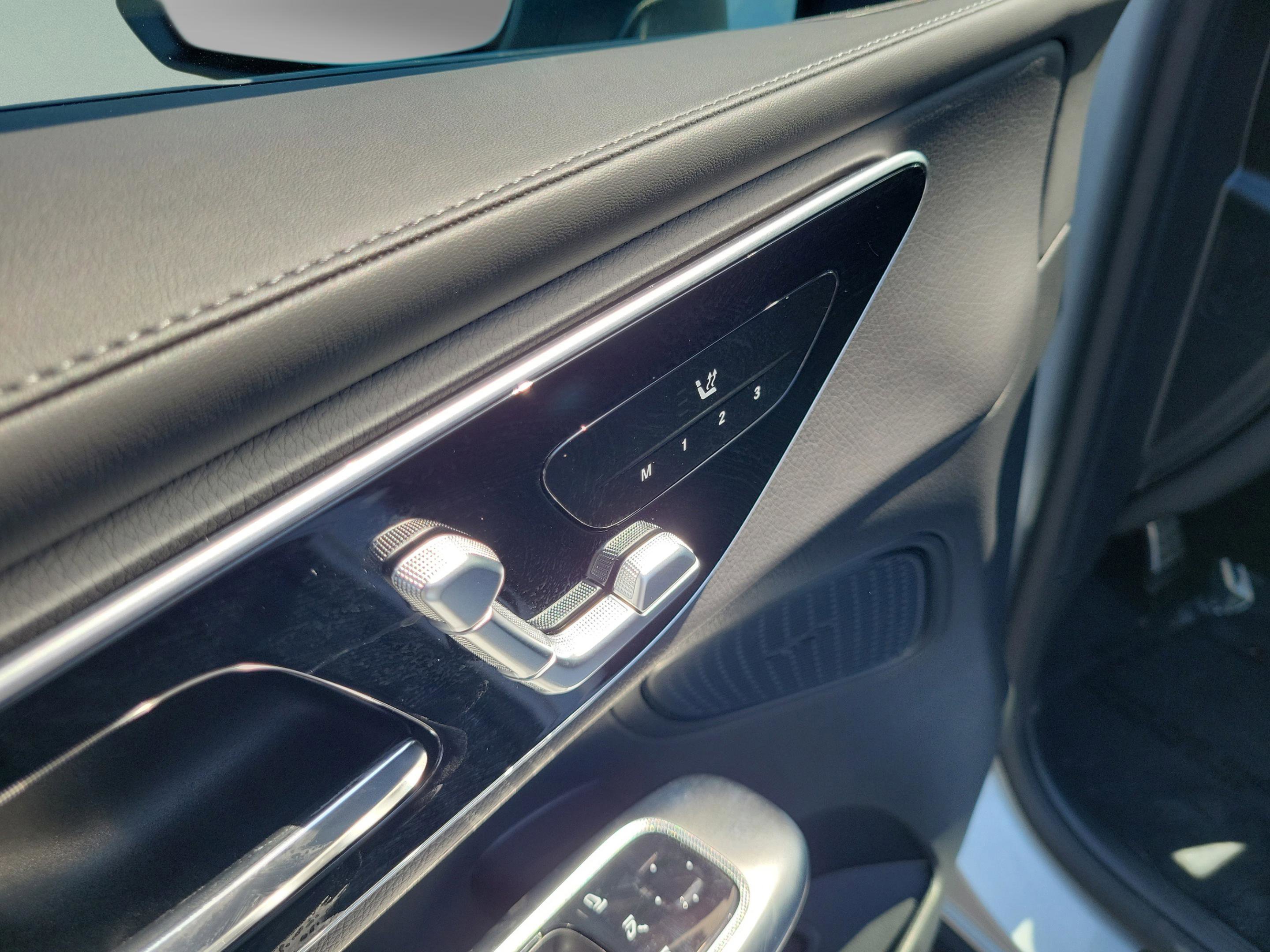 Certified 2026 Mercedes-Benz GLC 300 4MATIC image 13