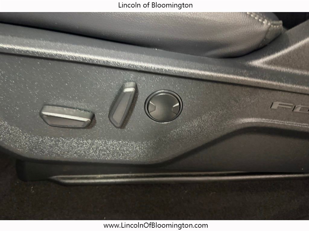 Used 2025 Ford F150 Lariat AWD/4WD image 45