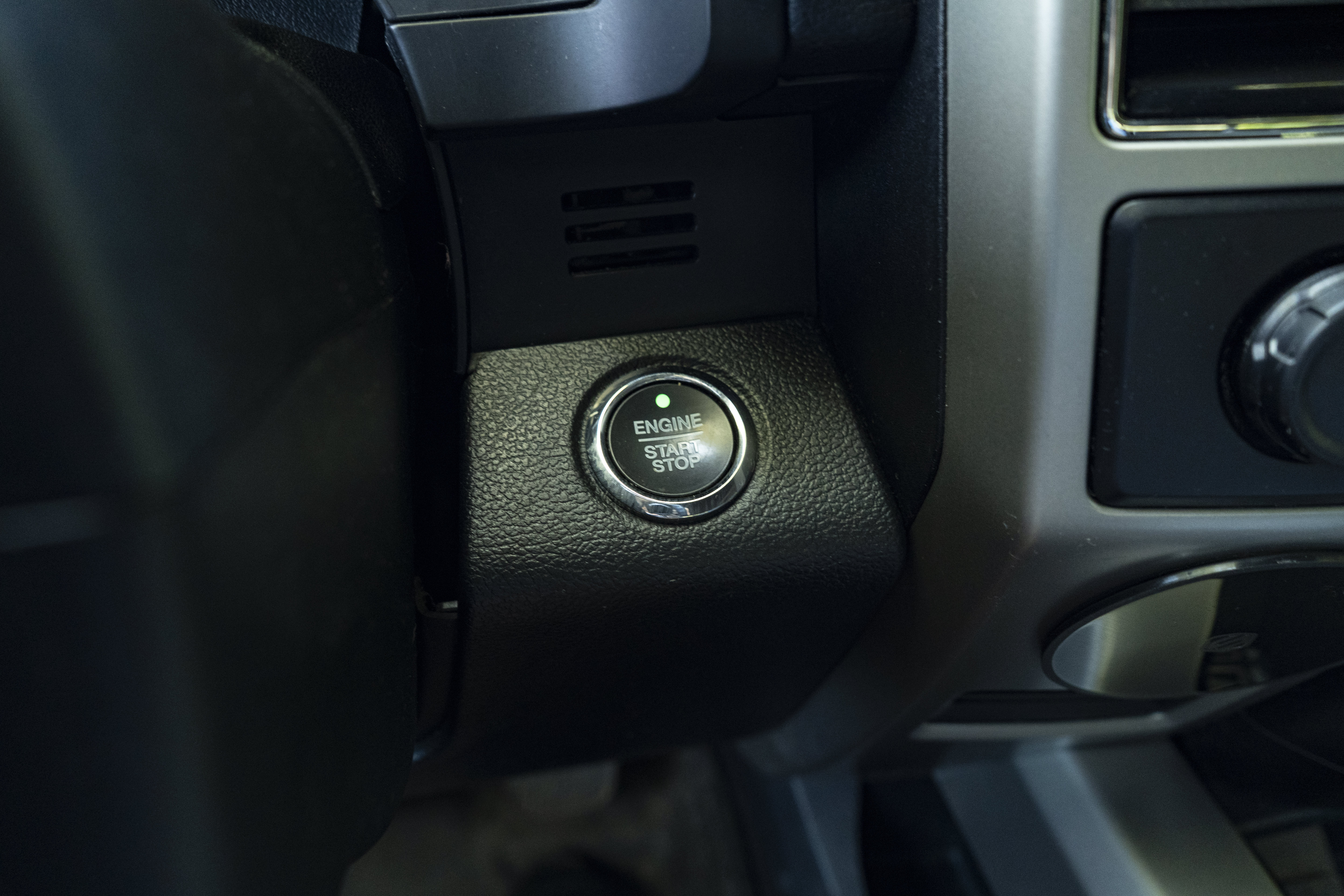 Used 2020 Ford F150 Lariat AWD/4WD image 25