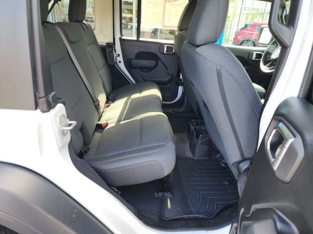 Used 2024 Jeep Wrangler Sport S image 18