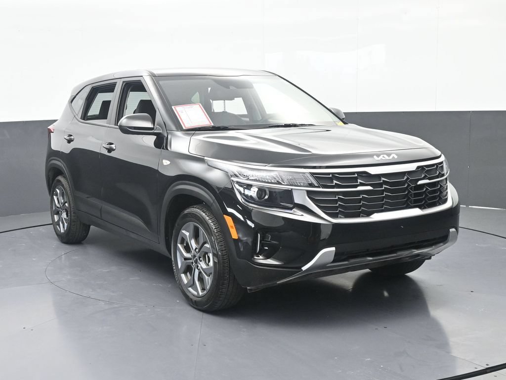 Used 2026 Kia Seltos LX FWD image 9