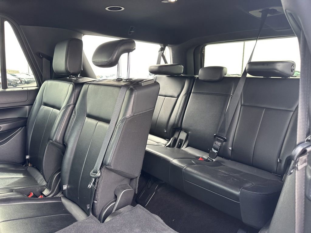 Used 2021 Ford Expedition Max XLT image 26