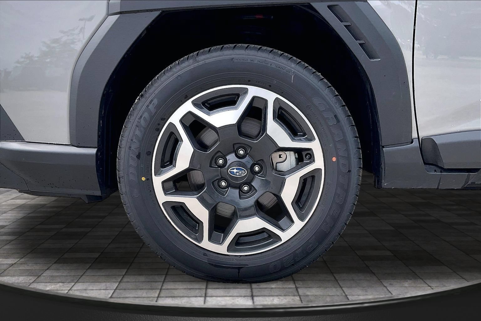 Certified 2026 Subaru Outback Touring AWD/4WD image 8