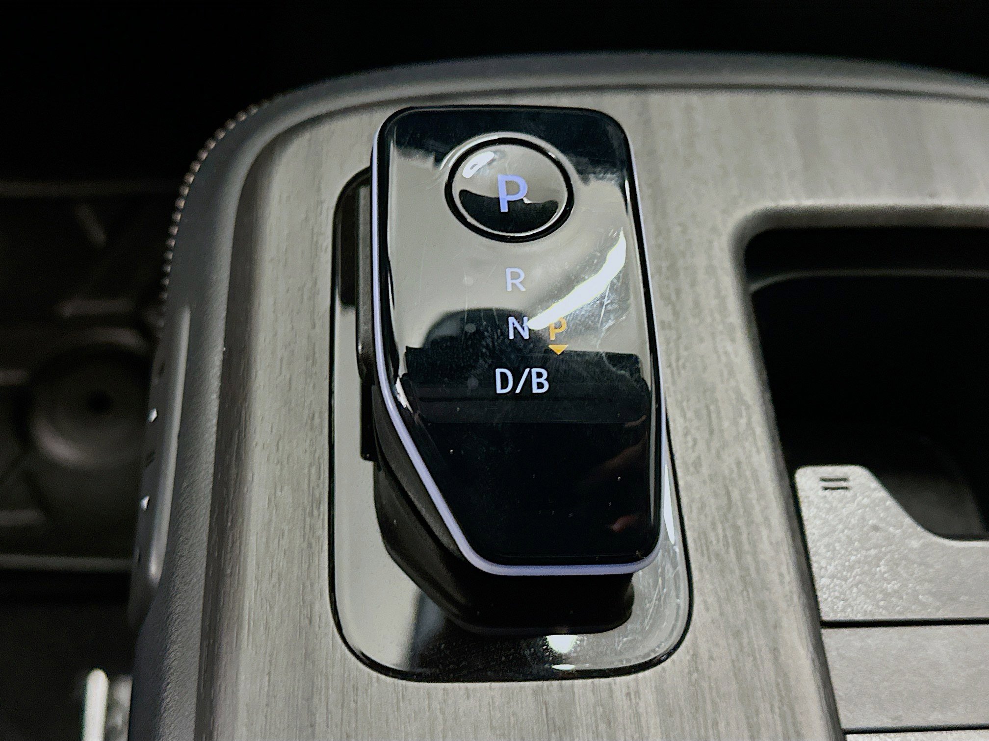 Used 2023 Nissan Ariya AWD image 25