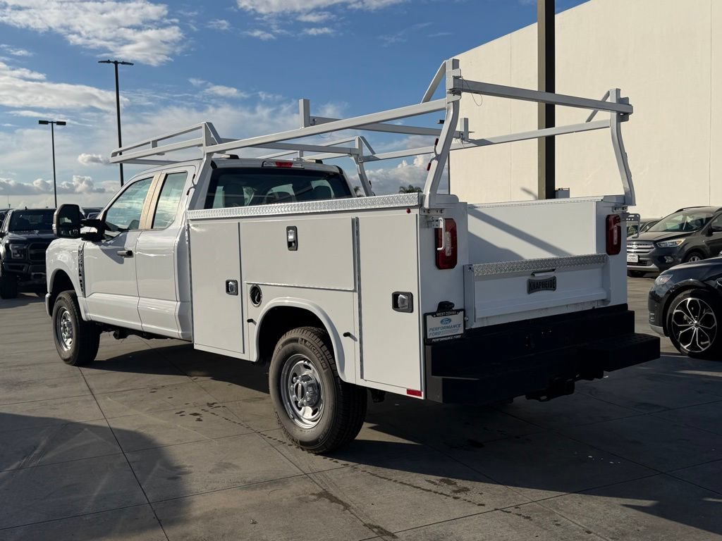 New 2023 Ford F250 XL w/ XL Chrome Package AWD/4WD image 7