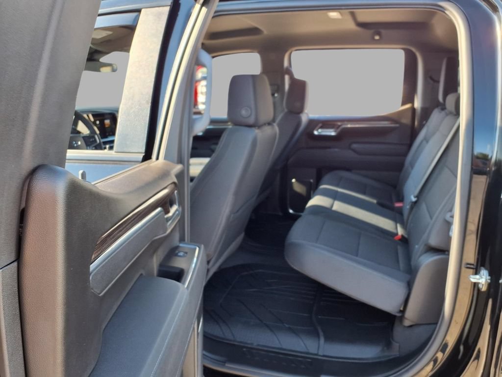 Used 2026 Chevrolet Silverado 1500 RST w/ RST Select Package AWD/4WD image 24