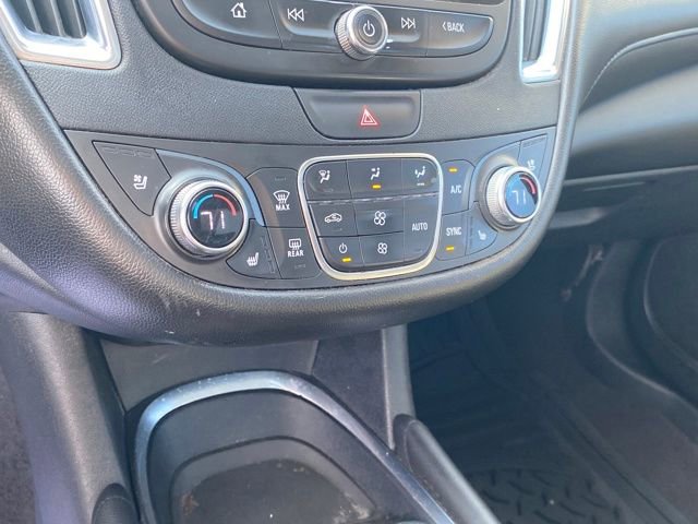 Used 2020 Chevrolet Malibu Premier image 11