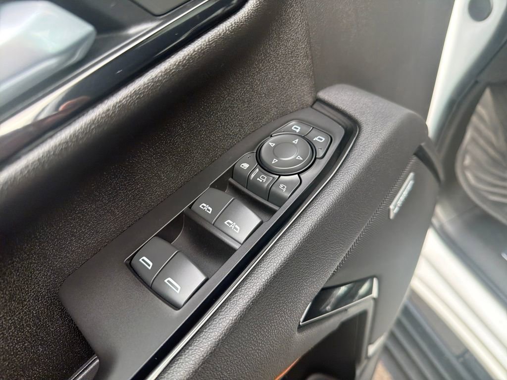 Certified 2025 GMC Sierra 2500 AT4 w/ AT4 Premium Plus Package image 15