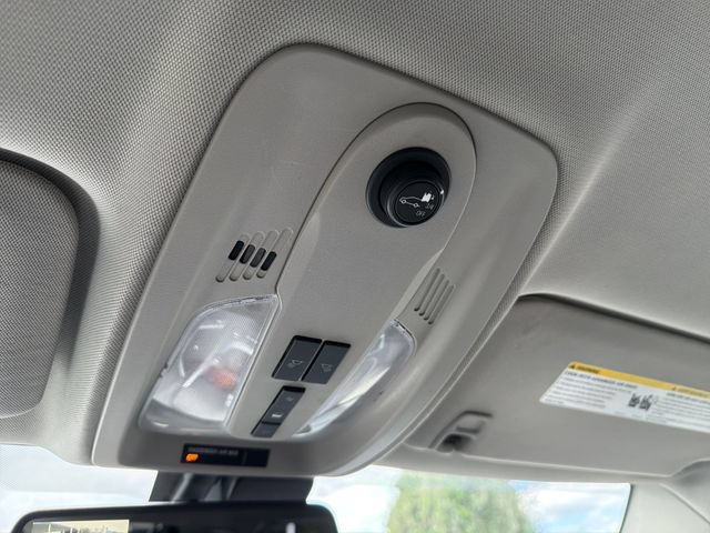 Used 2011 GMC Terrain SLT AWD/4WD image 21