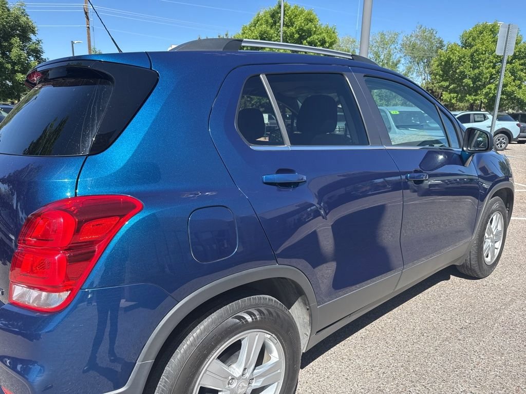 Used 2019 Chevrolet Trax LT FWD image 5