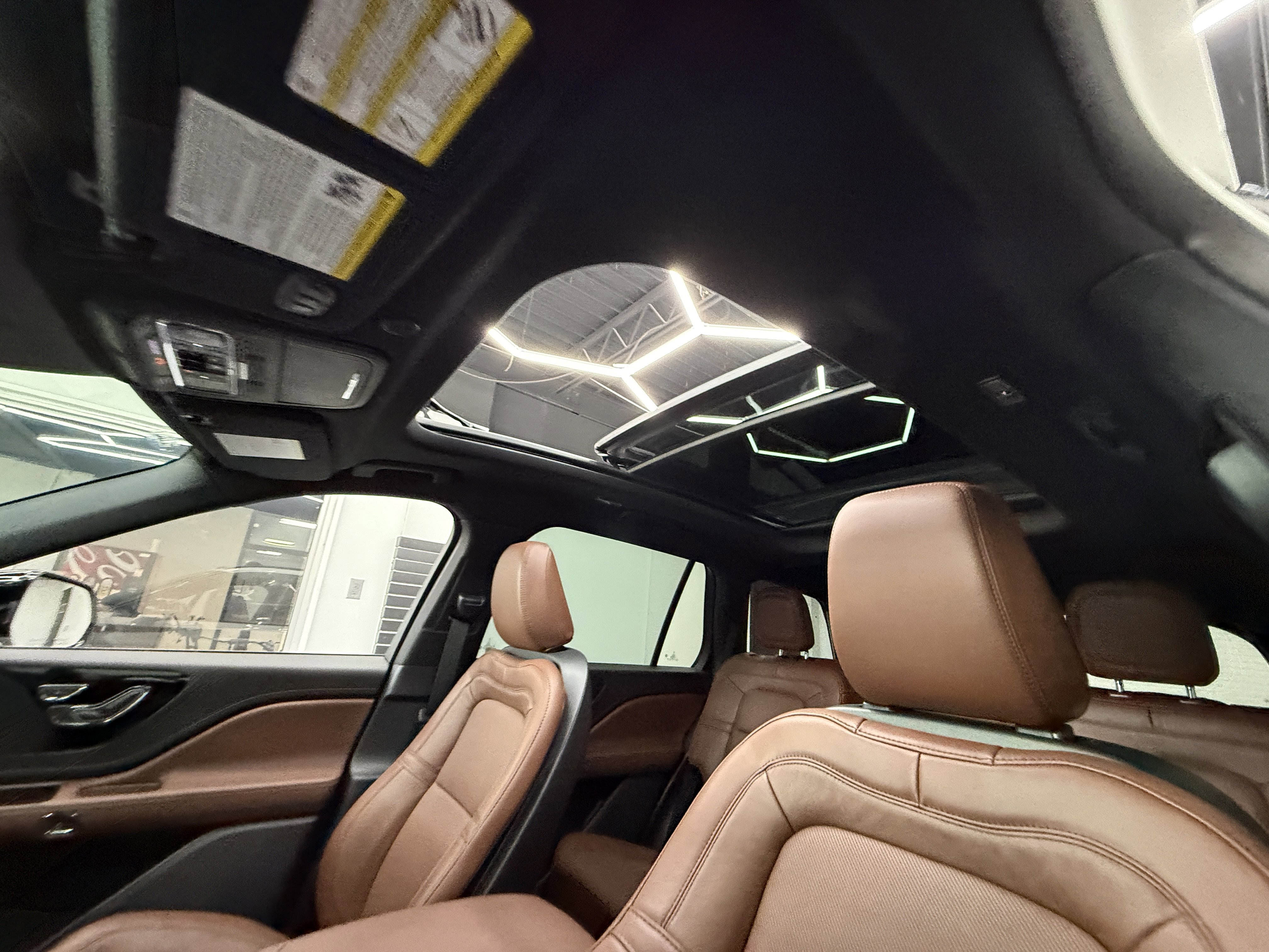 Used 2026 Lincoln Aviator Reserve w/ Jet Appearance Package AWD/4WD image 12