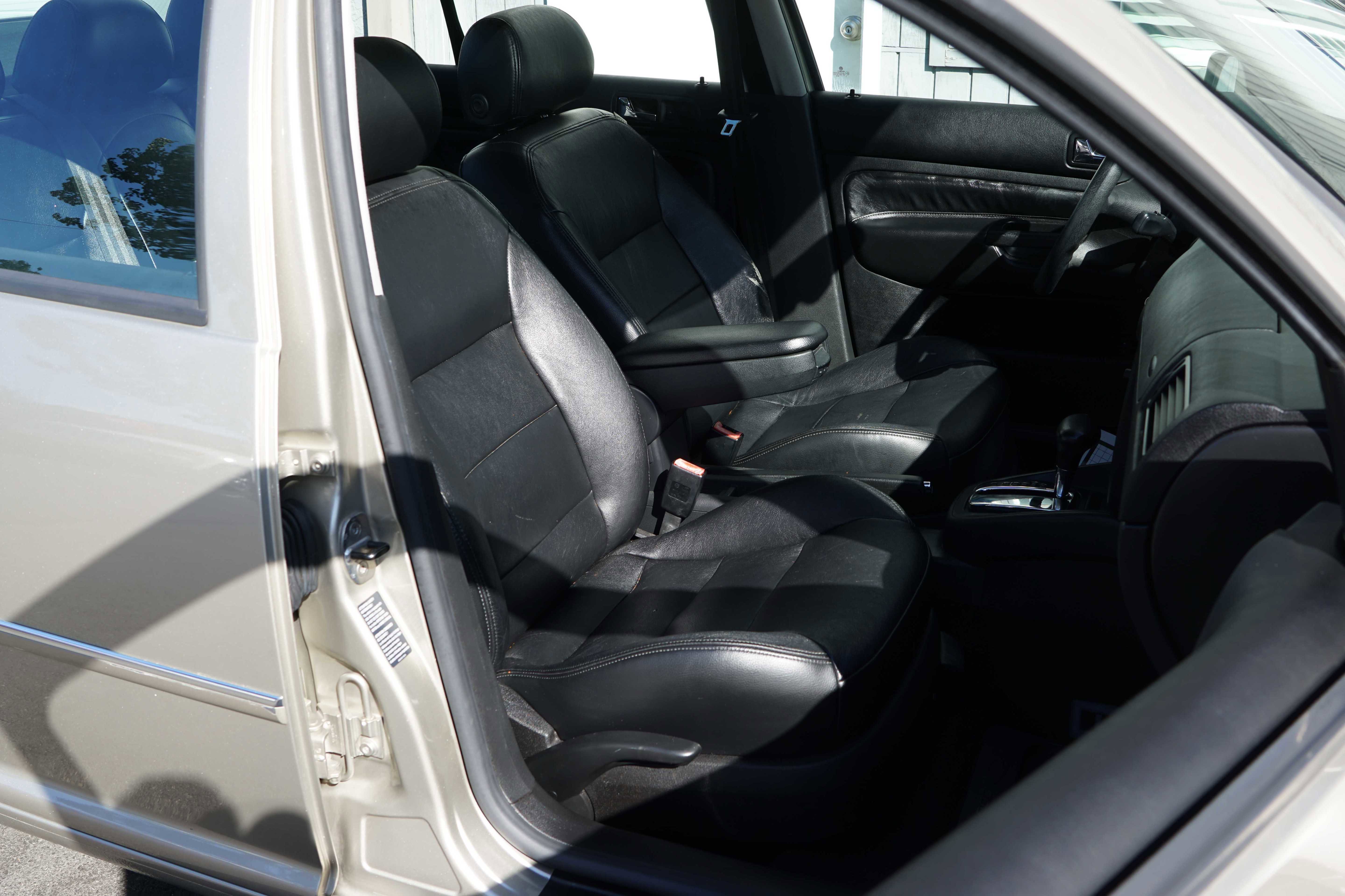 Used 2004 Volkswagen Jetta GLS image 35