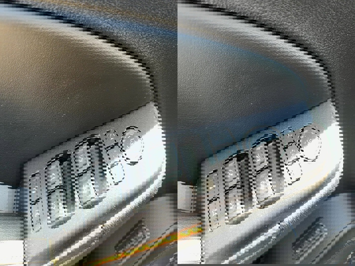 Used 2016 Chevrolet Suburban LTZ AWD/4WD image 24