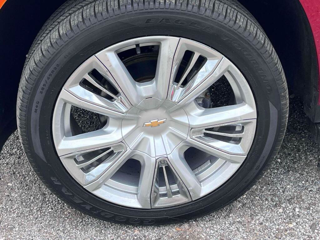 Used 2021 Chevrolet Suburban High Country AWD/4WD image 15