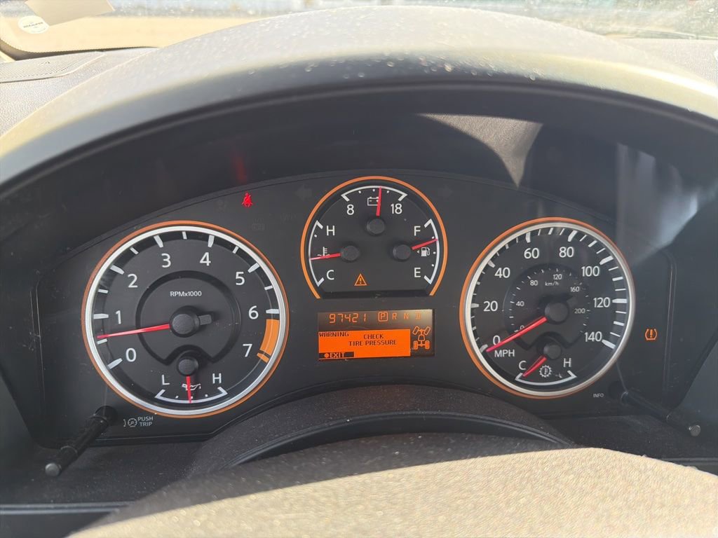 Used 2014 Nissan Titan SV w/ SV Value Truck Package AWD/4WD image 18
