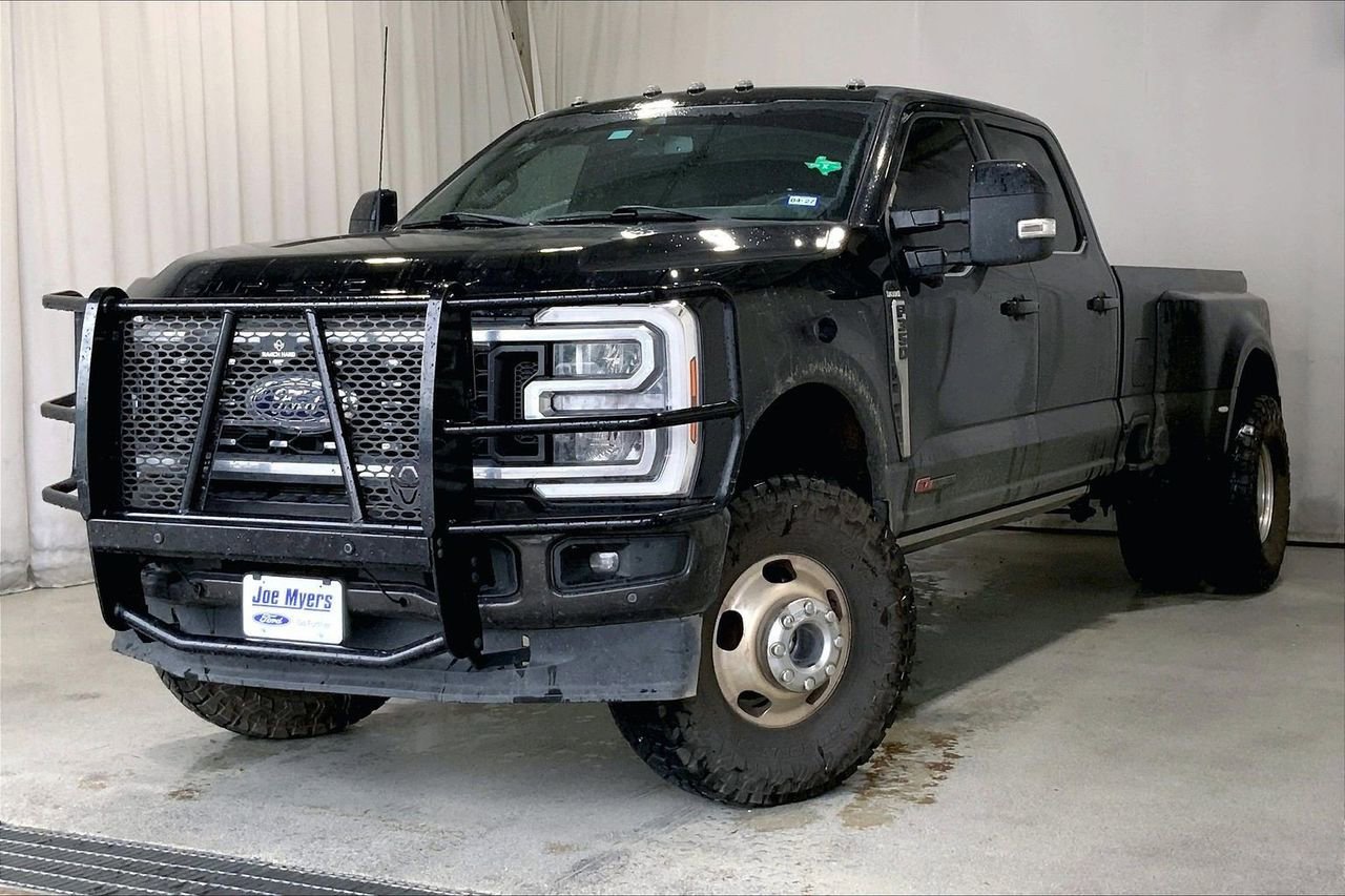 Used 2024 Ford F350 King Ranch AWD/4WD image 2