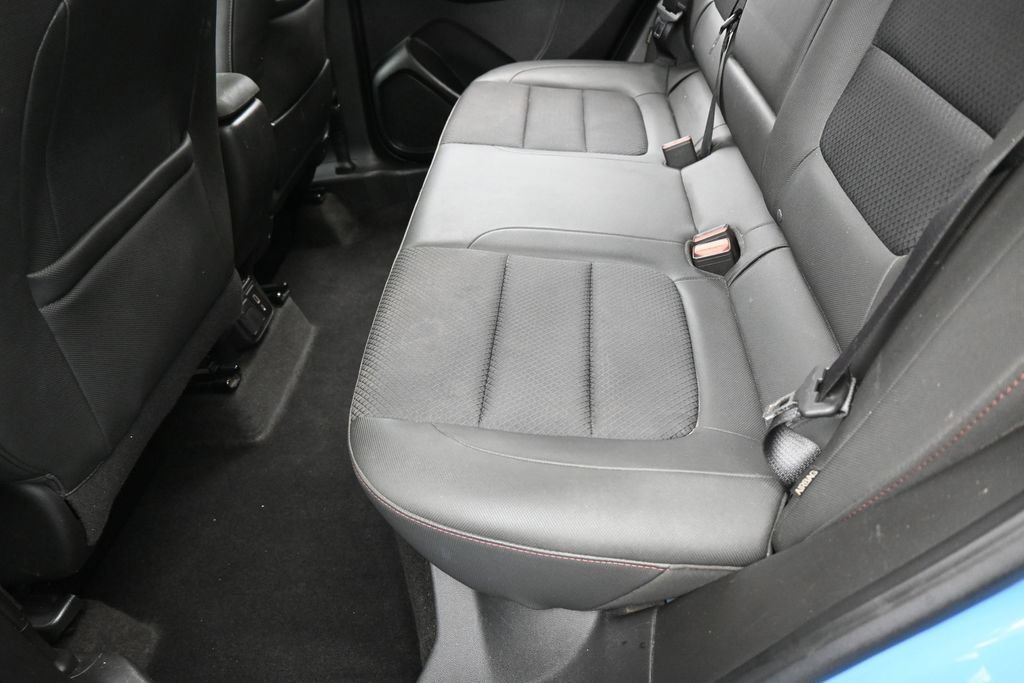 Used 2023 Chevrolet TrailBlazer RS w/ Sun and Liftgate Package FWD image 32