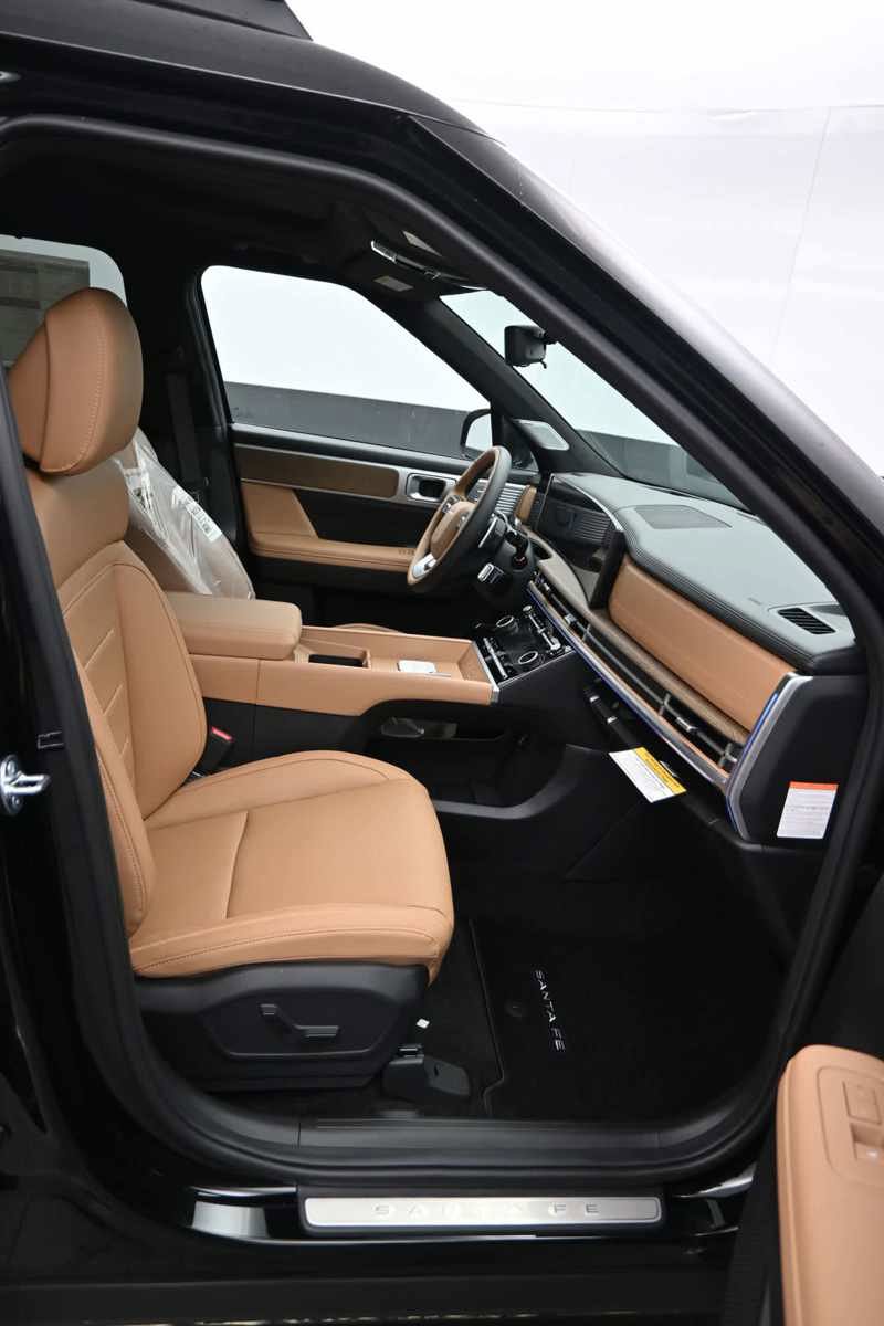 New 2026 Hyundai Santa Fe Calligraphy AWD/4WD image 9