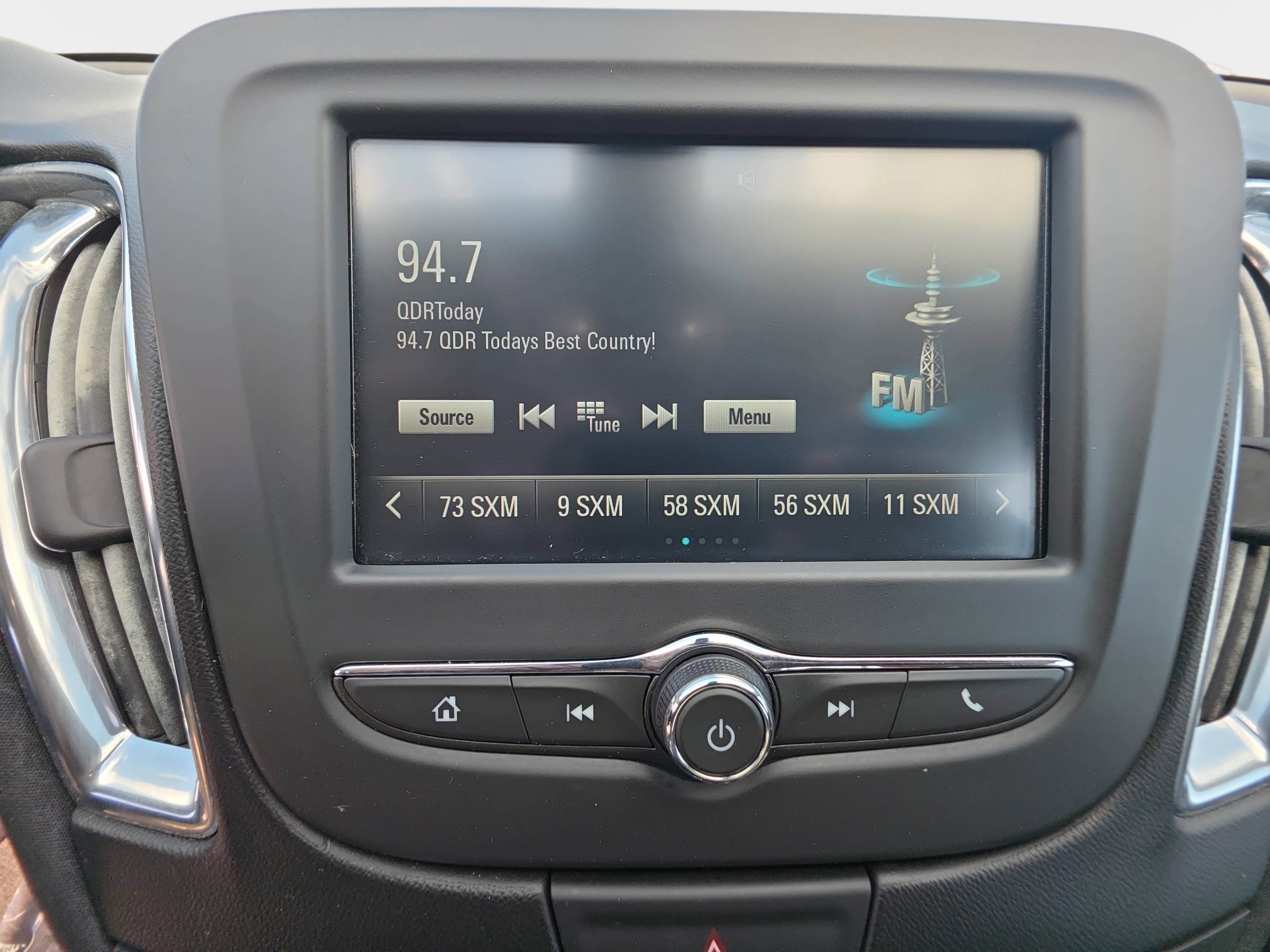 Used 2017 Chevrolet Malibu LT image 22
