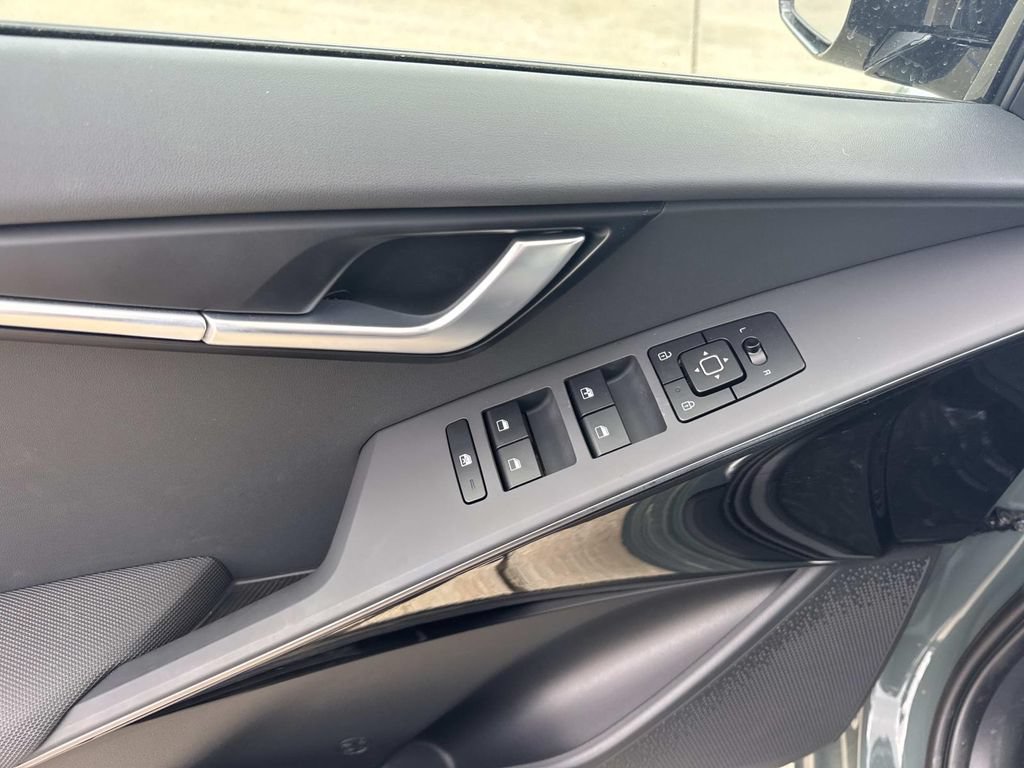New 2026 Kia Niro Wind FWD image 22