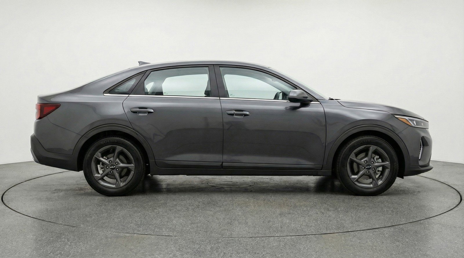 Used 2025 Kia K4 FWD image 11